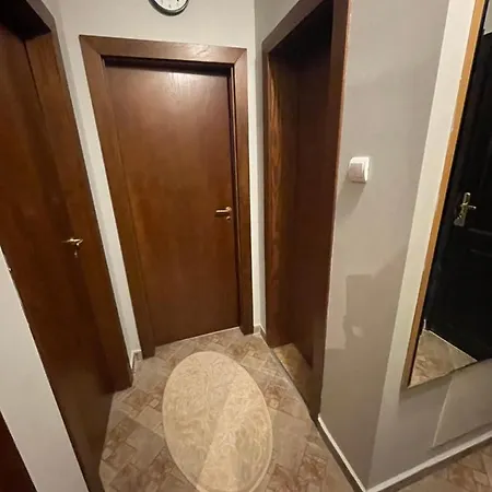 Lovely 2-bedroom Serviced With Lägenhet Bansko