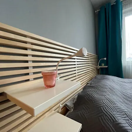 Lovely 2-bedroom Serviced With * バンスコ