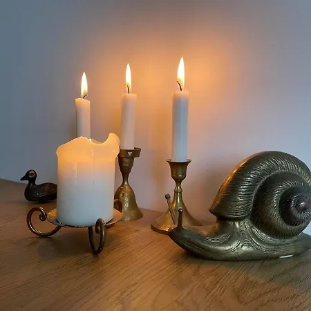 Lovely 2-bedroom Serviced With * バンスコ